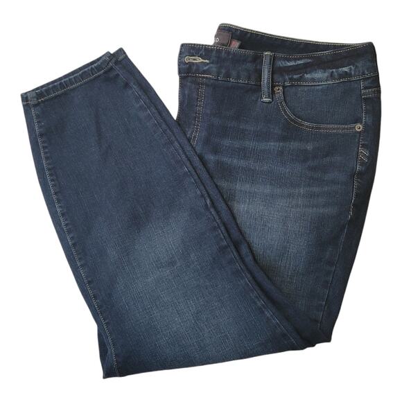 Torrid Premium High Waist Plus Size Curvy JeansSize 20R - Picture 7 of 10